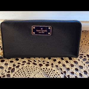 Kate Spade Zip Around Wallet